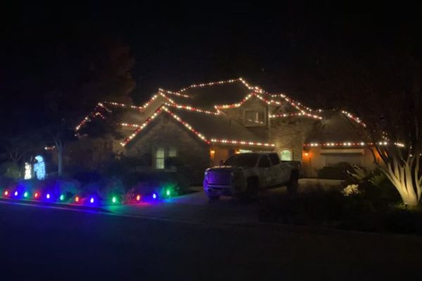Christmas Light Installation service in Fresno CA 2